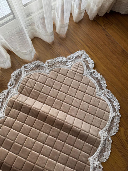 The Padded Sleek Arabesque Sajda