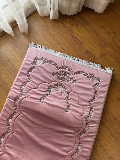 The Floral Cloud Sajda